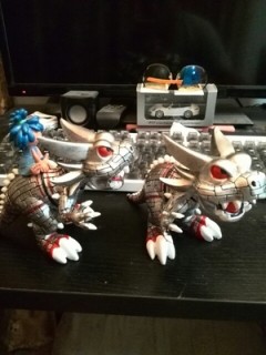 石器时代两只机暴