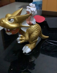 艳***8买家秀，石器时代金暴模型手办GK雕像非盲盒